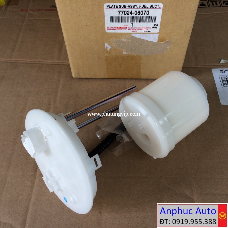 cum-loc-xang-Camry-2009- 77024-06070.jpg